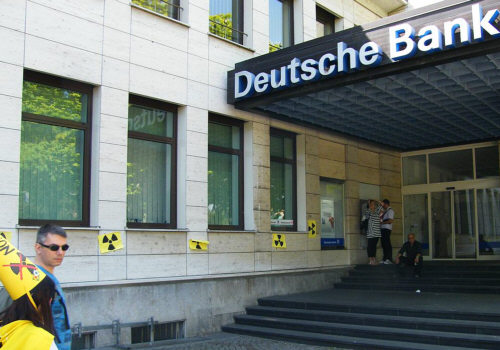 Aktion vor der Deutschen Bank, 28.04.2012