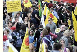 Anti-Atomkraft-Demos in 21 Stdten, 28.05.2011