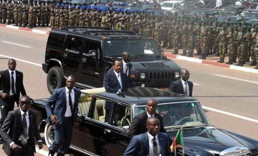 Kameruns Prsident Paul Biya am Nationalfeiertag 20. Mai - Foto: PRC