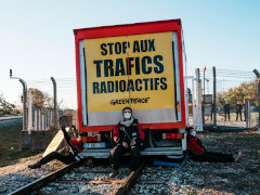 Blockade Pierrelatte, 15.11.21 - Foto: Greenpeace Frankreich - Creative-Commons-Lizenz Namensnennung Nicht-Kommerziell 3.0