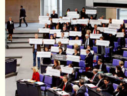 Protest der Linksfraktion im Bundestag